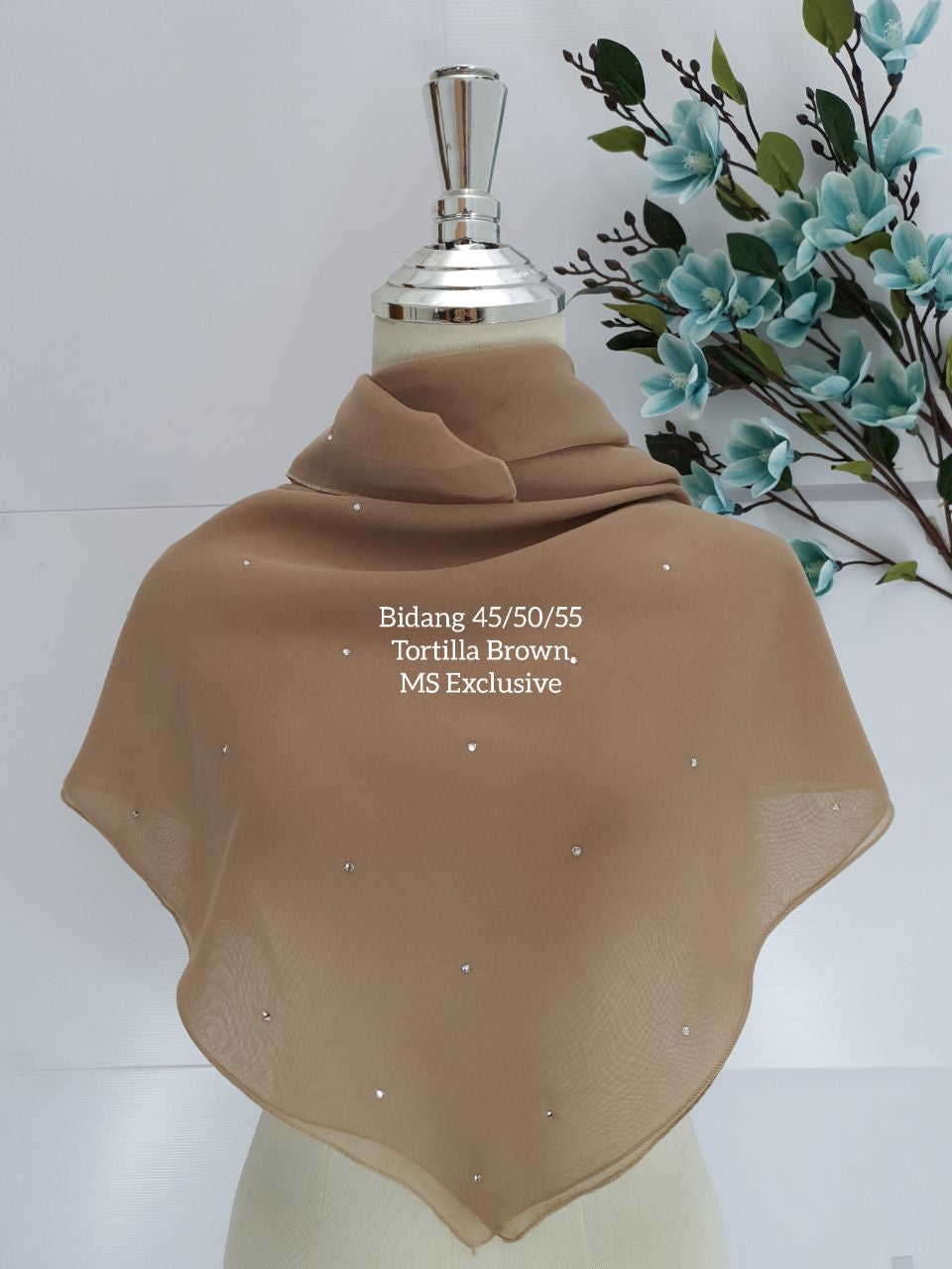 Tudung Bawal Tabur (Bawal No 1) Embellished With Swarovski® Crystals